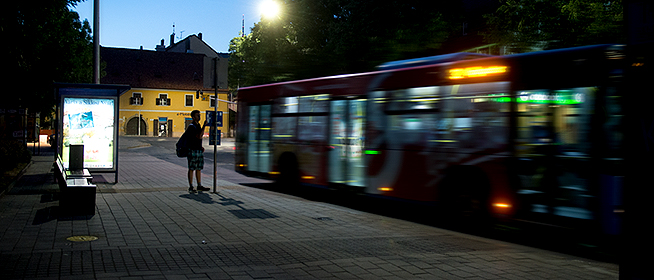 Népszerűek az éjszakai buszjáratok, hússzorosára emelkedett az utasforgalom Népszerűek az éjszakai buszjáratok, hússzorosára emelkedett az utasforgalom