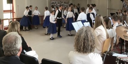 Új létesítményekkel bővült a Koch Valéria Iskolaközpont, olyan a menza, mint egy szálloda étterme Új létesítményekkel bővült a Koch Valéria Iskolaközpont, olyan a menza, mint egy szálloda étterme