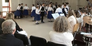 Új létesítményekkel bővült a Koch Valéria Iskolaközpont, olyan a menza, mint egy szálloda étterme Új létesítményekkel bővült a Koch Valéria Iskolaközpont, olyan a menza, mint egy szálloda étterme
