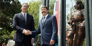Felavatták Hunyadi János szobrát Zimonyban, a Duna-parton Felavatták Hunyadi János szobrát Zimonyban, a Duna-parton