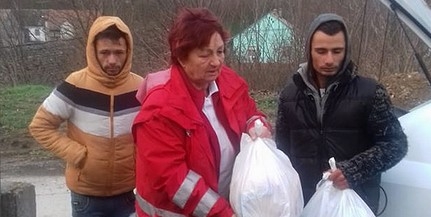 Földönfutó lett egy héttagú versendi család a tűz miatt - Adományokat gyűjt a vöröskereszt Földönfutó lett egy héttagú versendi család a tűz miatt - Adományokat gyűjt a vöröskereszt