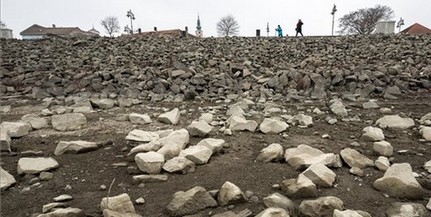 Ismét nagyon alacsony a Duna vízállása, a következő napokban tovább apadhat a folyó Ismét nagyon alacsony a Duna vízállása, a következő napokban tovább apadhat a folyó