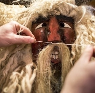 Apa, kezdődik: csütörtöktől ismét a busóké Mohács, húshagyó keddig áll a bál