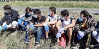 Megint jöttek: Szajk és Nagyharsány térségében is migránsokat fogtak a rendőrök Megint jöttek: Szajk és Nagyharsány térségében is migránsokat fogtak a rendőrök