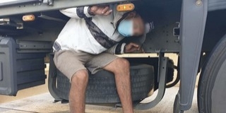 Alighanem elnézte az irányt egy Udvaron lebukott migráns Alighanem elnézte az irányt egy Udvaron lebukott migráns