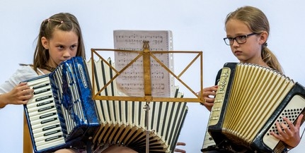 Egyre több véméndi iskolás találkozik a német fúvós zenével
