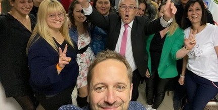 Újabb hatalmas diadalt aratott Hargitai János, a hetedik választást is megnyerte Újabb hatalmas diadalt aratott Hargitai János, a hetedik választást is megnyerte