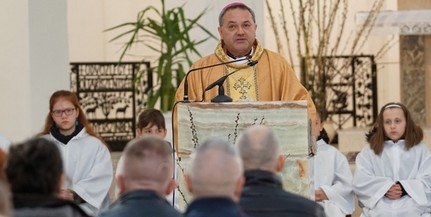 Felföldi László Mohácson: a szeretet ajándékozása legyen életünk lényege Felföldi László Mohácson: a szeretet ajándékozása legyen életünk lényege