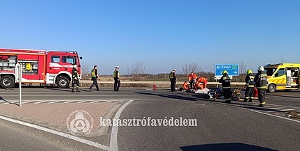 Motoros ütközött terepjáróval az autópálya felhajtónál Motoros ütközött terepjáróval az autópálya felhajtónál