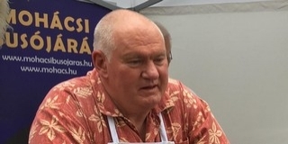 Mindössze jó hal, paprika, hagyma és só kell a halászléhez, vallja a hírneves halfőző, Barics Zsolt Mindössze jó hal, paprika, hagyma és só kell a halászléhez, vallja a hírneves halfőző, Barics Zsolt