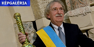 Pinczehelyi Sándor a friss Tüke-díjas, Balogh Ádám vehette át elsőként az Ifjúsági Tüke-díjat - Képgaléria! Pinczehelyi Sándor a friss Tüke-díjas, Balogh Ádám vehette át elsőként az Ifjúsági Tüke-díjat - Képgaléria!