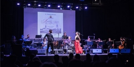 Megkezdődött az Arany 200 országos lemezbemutató turné a Zsolnay Kulturális Negyedben Megkezdődött az Arany 200 országos lemezbemutató turné a Zsolnay Kulturális Negyedben