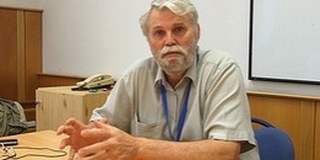 Mellár Tamás most éppen azt állítja, hogy ellenzi a bevándorlást - korábban mást mondott