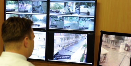 Duplájára emelik a térfigyelő kamerák számát Pécsett, jelentette be Hoppál Péter Duplájára emelik a térfigyelő kamerák számát Pécsett, jelentette be Hoppál Péter