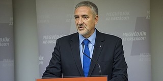 Soros zsoldosai megbuktatnák az Orbán-kormányt Soros zsoldosai megbuktatnák az Orbán-kormányt
