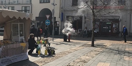 Füstöt okádott egy szemetes az Irgalmasok utcájában Füstöt okádott egy szemetes az Irgalmasok utcájában