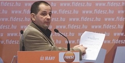 Fidesz: a Jobbik vezetésében megvett politikusok vannak Fidesz: a Jobbik vezetésében megvett politikusok vannak