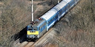 Káosz volt a vasúton, elszakadt a vezeték Abaligetnél Káosz volt a vasúton, elszakadt a vezeték Abaligetnél