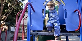 Örülhetnek a lurkók, egymás után újulnak meg a játszóterek a városban Örülhetnek a lurkók, egymás után újulnak meg a játszóterek a városban