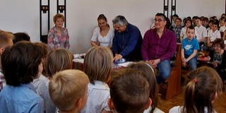 Énekversenyt rendezett a Szent Mór Iskolaközpont Énekversenyt rendezett a Szent Mór Iskolaközpont