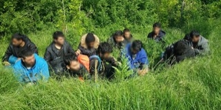 Ezúttal Lánycsók közelében kapcsoltak le migránsokat a rendőrök Ezúttal Lánycsók közelében kapcsoltak le migránsokat a rendőrök