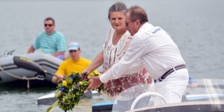 Jó szelet! Elindították a vízisport-évadot, vitorlát bontottak szombaton Orfűn