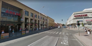 Újra járják az országot a Google Street View autói, a pécsi utcaképeket is frissítik Újra járják az országot a Google Street View autói, a pécsi utcaképeket is frissítik