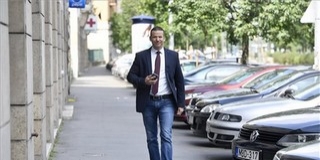 Úgy látszik, egyre közelebb a pártszakadás a Jobbikban Úgy látszik, egyre közelebb a pártszakadás a Jobbikban