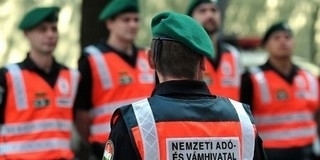 Csempészcigit talált a NAV Mohácson, egy bolgár hajón