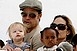 Jolie néha Brad Pitt agyára megy