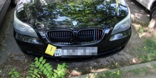 Más autó rendszámával közlekedtek, bebukták a mutatványt Más autó rendszámával közlekedtek, bebukták a mutatványt