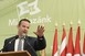 Szakad a Jobbik, párttá alakult a Mi hazánk mozgalom Szakad a Jobbik, párttá alakult a Mi hazánk mozgalom