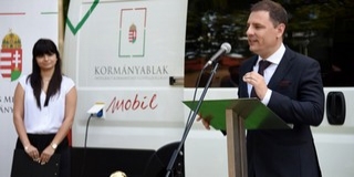 Mohamed megy a hegyhez, Baranyába is érkezik a buszos ügyintézés Mohamed megy a hegyhez, Baranyába is érkezik a buszos ügyintézés