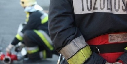 Beszakadt egy út Dunaszekcsőn, közművek is megsérültek Beszakadt egy út Dunaszekcsőn, közművek is megsérültek