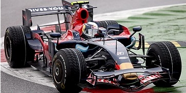 Vettel lett a legfiatalabb Forma-1-es futamgyőztes Vettel lett a legfiatalabb Forma-1-es futamgyőztes