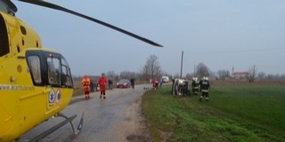 Túl gyorsan hajtott, felborult a mikrobusszal Túl gyorsan hajtott, felborult a mikrobusszal