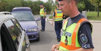 Több mint ezer autóst ellenőriztek a rendőrök pár óra alatt a sztráda szajki pihenőjénél Több mint ezer autóst ellenőriztek a rendőrök pár óra alatt a sztráda szajki pihenőjénél