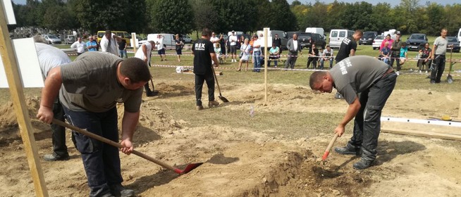Ilyen is van: sírásók mérték össze a tudásukat - Különdíjjal tértek haza a pécsiek Ilyen is van: sírásók mérték össze a tudásukat - Különdíjjal tértek haza a pécsiek