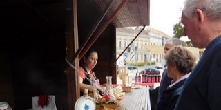 Az idei utolsó Őszi Vásári Kavalkádot tartották a Búza téri termelői piacon