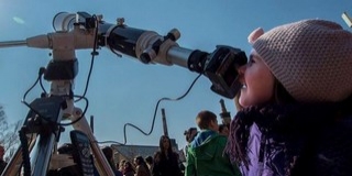 Űrkalandos hétvégét szerveznek a Planetáriumban, akár a Napba is lehet nézni Űrkalandos hétvégét szerveznek a Planetáriumban, akár a Napba is lehet nézni