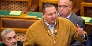 Jelentősen csökkent a lakosság közüzemi díjhátraléka Jelentősen csökkent a lakosság közüzemi díjhátraléka