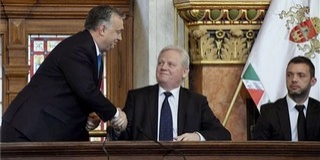 Aláírták a kormány és a főváros közötti megállapodást Aláírták a kormány és a főváros közötti megállapodást