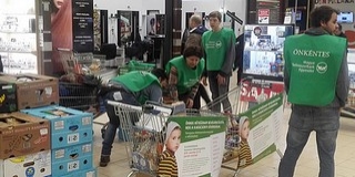 284 tonna tartós élelmiszert gyűjtöttek hétvégén 284 tonna tartós élelmiszert gyűjtöttek hétvégén