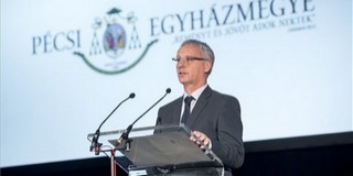 Átadták a tornateremmel bővülő komlói Kodály általános iskolát Átadták a tornateremmel bővülő komlói Kodály általános iskolát