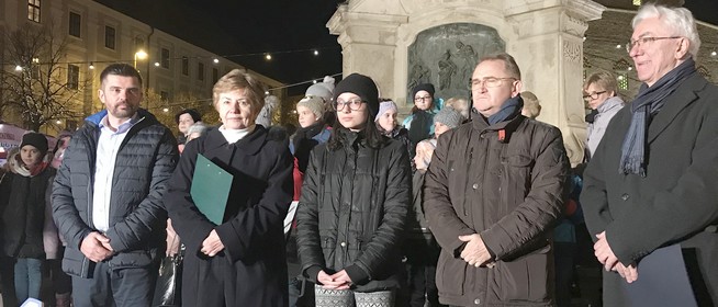 Kinyílt a Nádor ablaka: a pécsi diákot, Endrődi Andreát százezer forinttal jutalmazták Kinyílt a Nádor ablaka: a pécsi diákot, Endrődi Andreát százezer forinttal jutalmazták