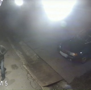 Trafikot akart rabolni Pécsett egy maszkos férfi, elfogták a rendőrök Trafikot akart rabolni Pécsett egy maszkos férfi, elfogták a rendőrök