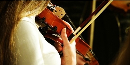 Vendégművészekkel erősíti zenei oktatási programját a PTE