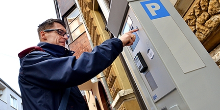 Befejeződött az automaták cseréje - Szerdától kell ismét fizetni a parkolásért Pécsett