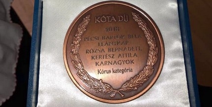 Pécsieket, komlóiakat is díjaztak a magyar kultúra napján Pécsieket, komlóiakat is díjaztak a magyar kultúra napján
