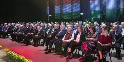 Elismerések az ünnepen: a PTE öt munkatársát és a Pécsi Balett táncosát is kitüntették Elismerések az ünnepen: a PTE öt munkatársát és a Pécsi Balett táncosát is kitüntették